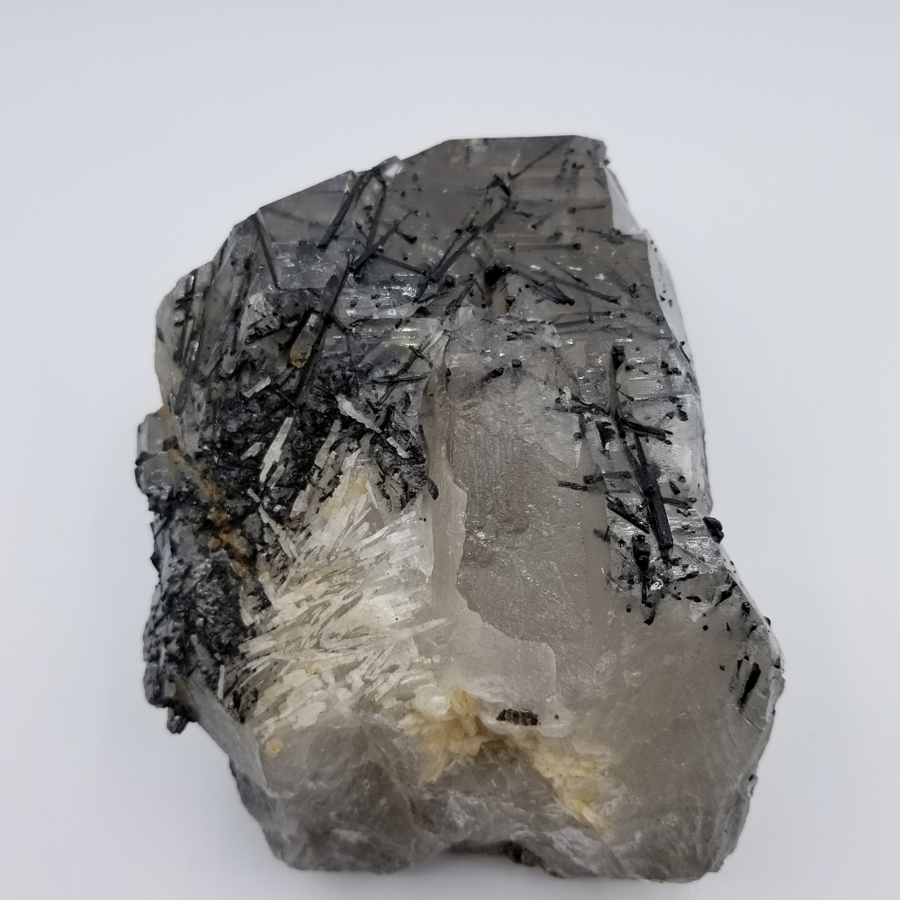 Tourmalinated Quartz Point - Picture 8 of 13
